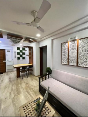 Cozy & Comfortable 2 Bhk Apt ,Carter Rd Bandra
